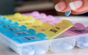 X854-WEEKLY-PILL-BOX
