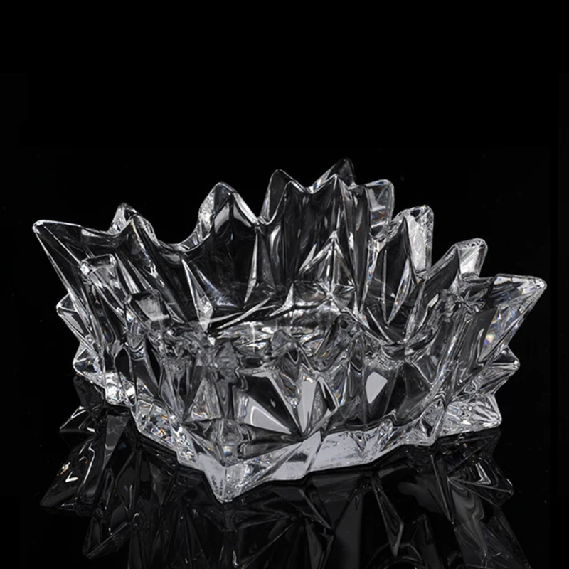 GLASS ASHTRAY  X473
