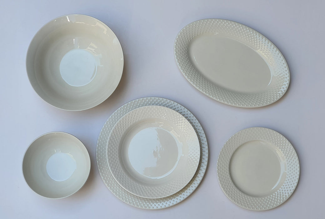 26PCS DINNER SET - WHITE EMBOSSED