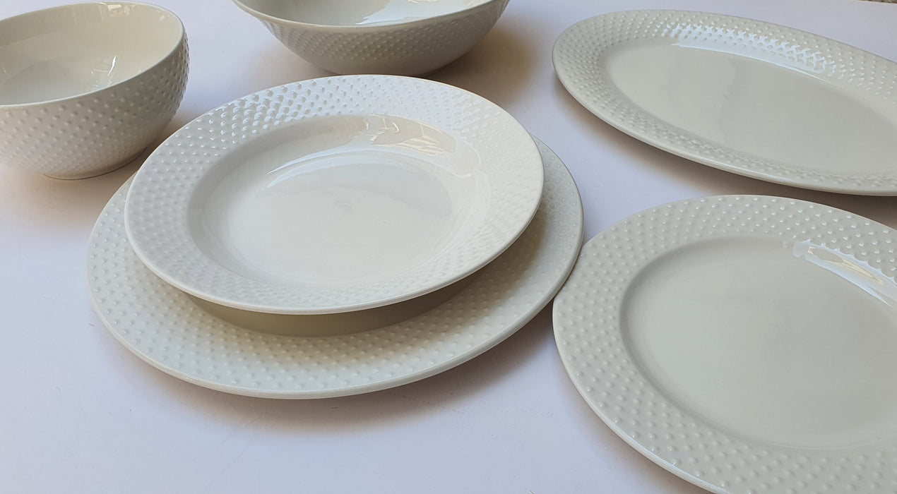 26PCS DINNER SET - WHITE EMBOSSED