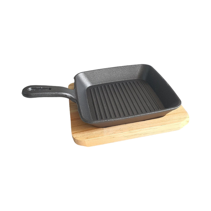 STEAK CAST IRON SIZZLER WITH WOOD BASE